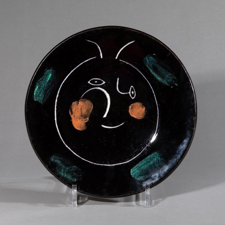 Hauptbild zu Objekt, Teller aus dem Service 'Visage Noir', 1948, Pablo Picasso, Madoura, Edition, Vallauris, 