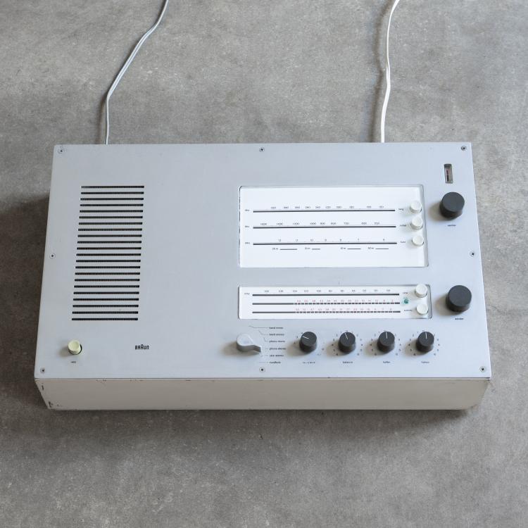 Bild 2 zu Objekt, Wand-Steuerger&auml;t Modell TS 45/1 + 2  Flachlautsprecher Modell LS 450/2, Dieter Rams, Braun, Frankfurt am Main, K-18 432