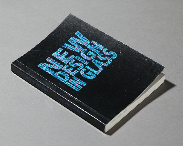 Bild 8 zu Objekt, Alessandro Mendini, Venini. Vase 'Dor' 1990, Venini, Murano, K-13 488