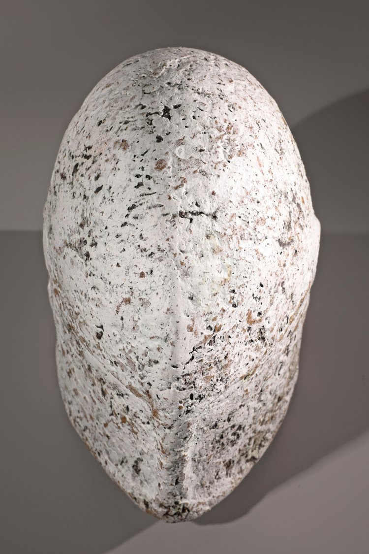 Bild 2 zu Objekt, Fritz Vehring, Sculpture White Helmet, K-13 133