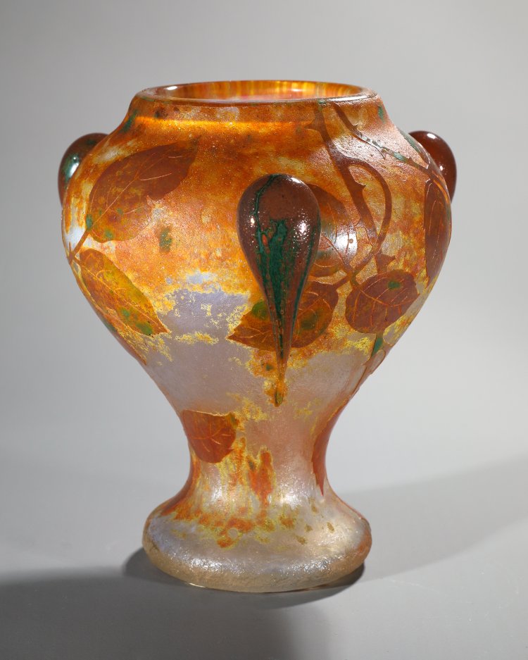 Bild 3 zu Objekt, Daum Fr&egrave;res, Nancy, Footed vase Feuilles en Automne, around 1910, Daum Fr&egrave;res, K-13 61