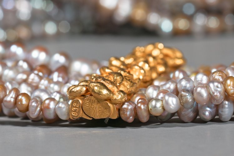 Bild 6 zu Objekt, Ebbe Weiss-Weingart, two-piece jewelry set, K-13 46