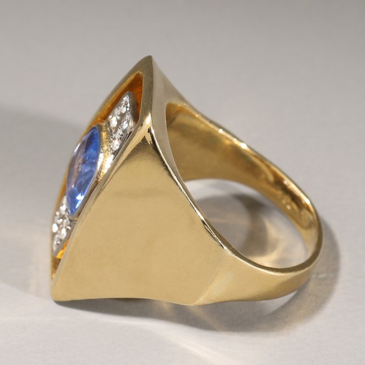 Bild 4 zu Objekt, Germany, sapphire ring, K-13 52