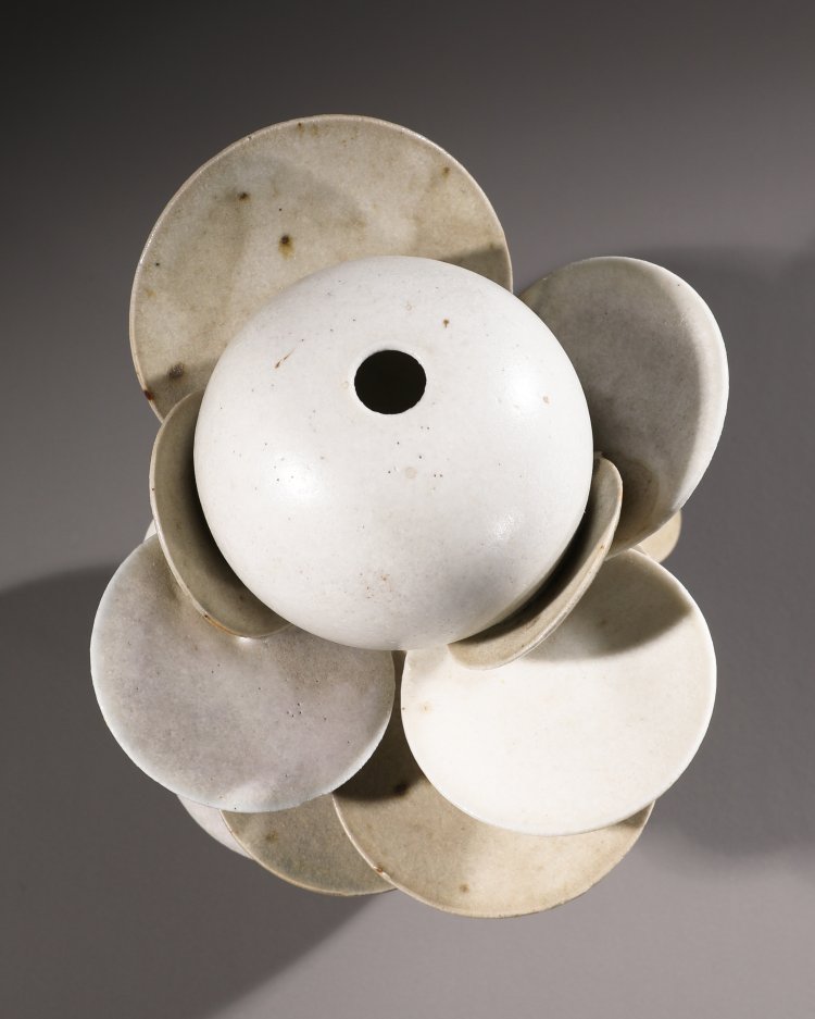 Bild 1 zu Objekt, Beate Kuhn*, small disc object, 1971, K-13 118