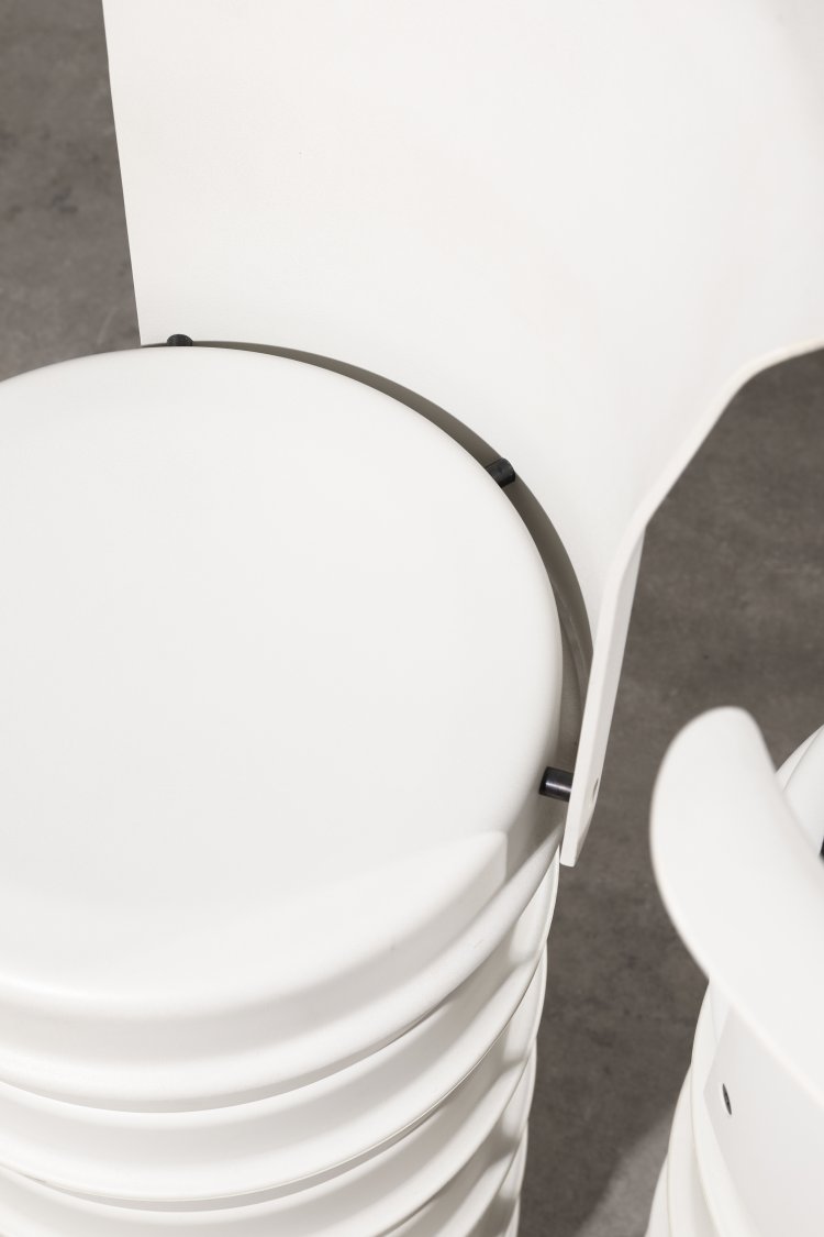 Bild 3 zu Objekt, Dieter Rams, Vitsoe, 2 bar stools from Stapelprogramm 740, Vitsoe, K-13 350