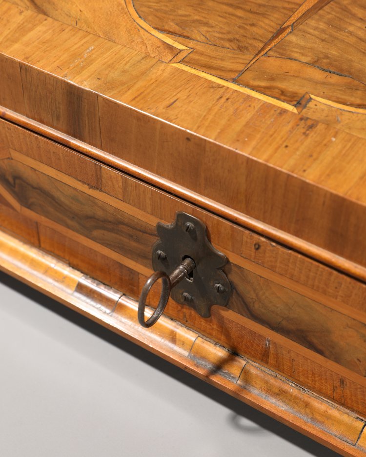 Bild 2 zu Objekt, Barock-Schatulle. S&uuml;ddeutsch, erste H&auml;lfte 18. Jh., K-13 17