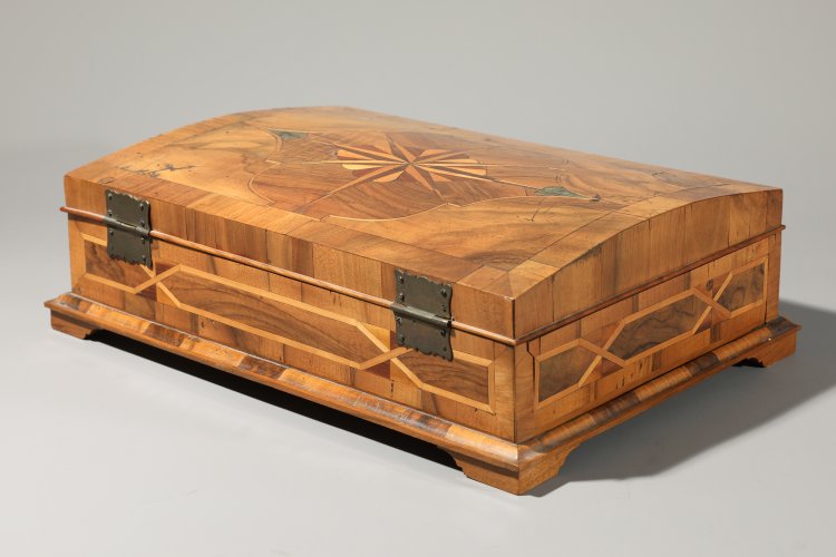 Bild 4 zu Objekt, Barock-Schatulle. S&uuml;ddeutsch, erste H&auml;lfte 18. Jh., K-13 17