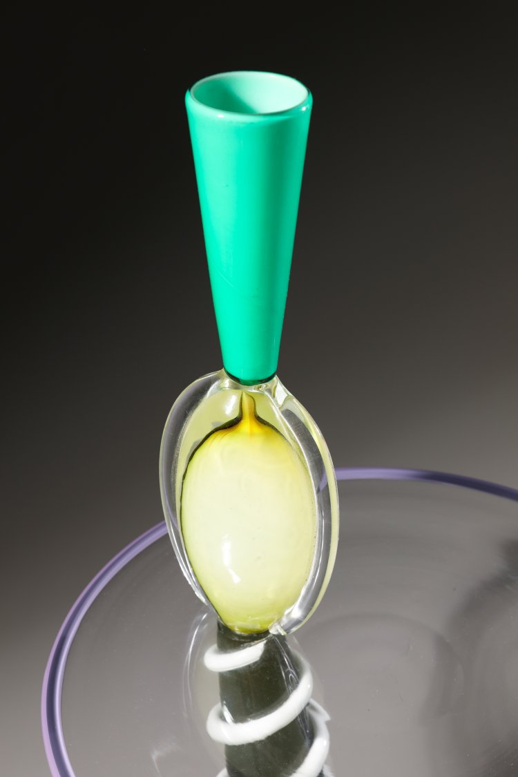 Bild 1 zu Objekt, Peter Shire, Vistosi. Pink Cigar, glass object. Ca. 1988. H. 50 cm, Vetreria Vistosi, Murano, K-13 476