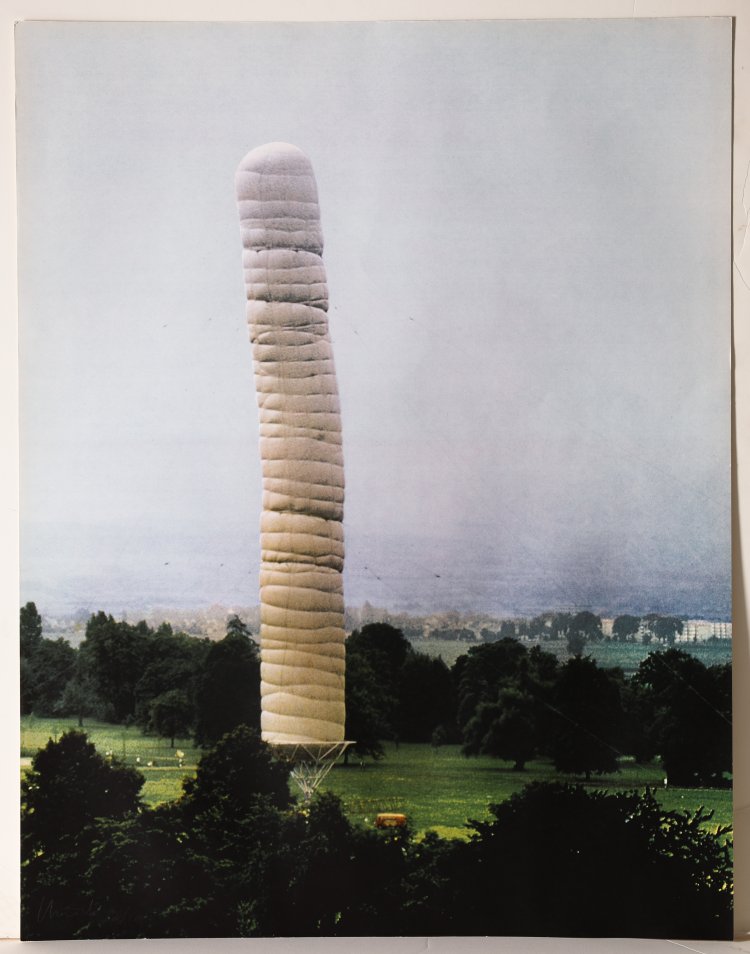 Bild 1 zu Objekt, Christo*, 5600 Cubic Meter Package. Kassel, K-13 322