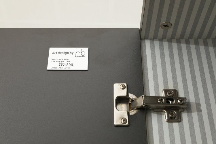 Bild 5 zu Objekt, Andy Warhol, hb Collection, limited Cabinet with the Cow Wallpaper motif, hb Collection, K-13 516