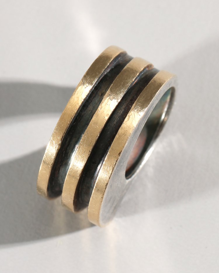 Bild 1 zu Objekt, Jean Despr&eacute;s. Ring mod&egrave;le &agrave; l'escargot, K-13 39