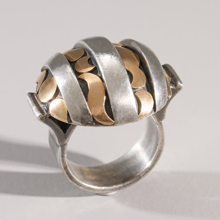 Hauptbild zu Objekt, Jean Despr&eacute;s. Ring, K-13 41