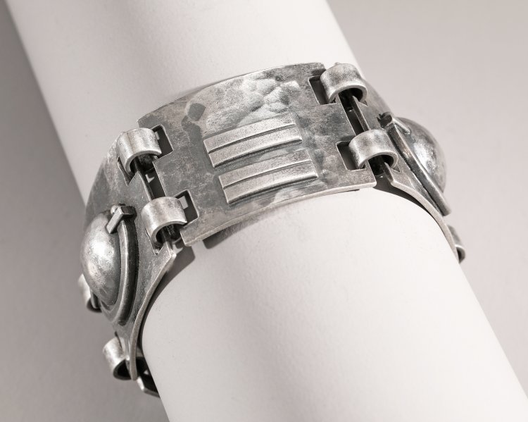 Hauptbild zu Objekt, Jean Despr&eacute;s, Bracelet, K-13 42