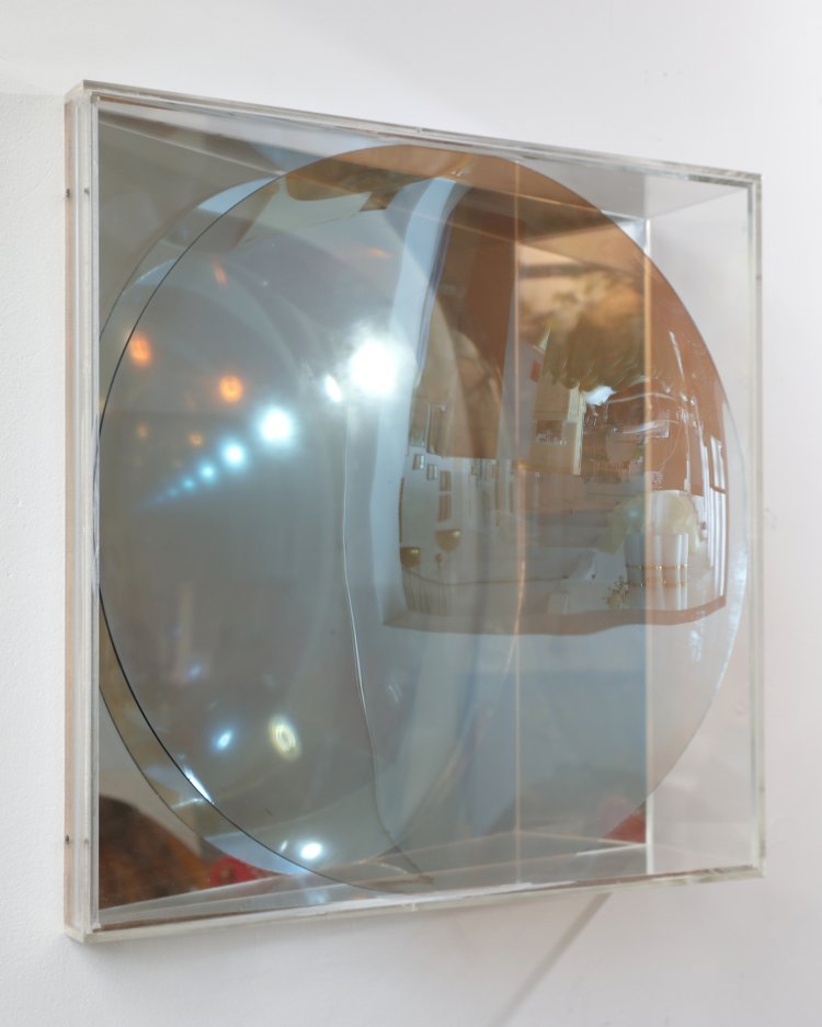 Bild 3 zu Objekt, Adolf Luther*, Mirror object, 1973, signed, K-13 261