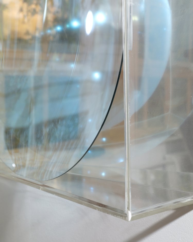 Bild 4 zu Objekt, Adolf Luther*, Mirror object, 1973, signed, K-13 261