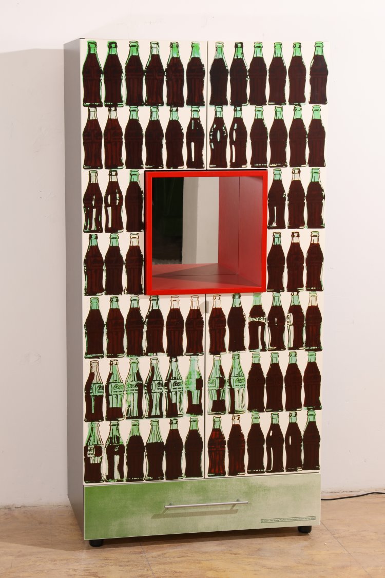 Hauptbild zu Objekt, Andy Warhol, hb Collection, limited Bar Cabinet Motif 210 Coca-Cola Bottles 1962, hb Collection, K-13 517