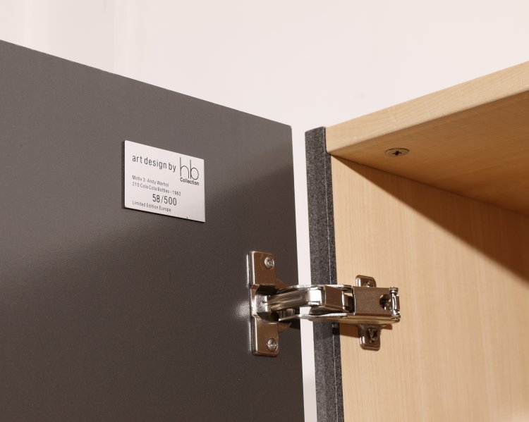 Bild 4 zu Objekt, Andy Warhol, hb Collection, limited Bar Cabinet Motif 210 Coca-Cola Bottles 1962, hb Collection, K-13 517