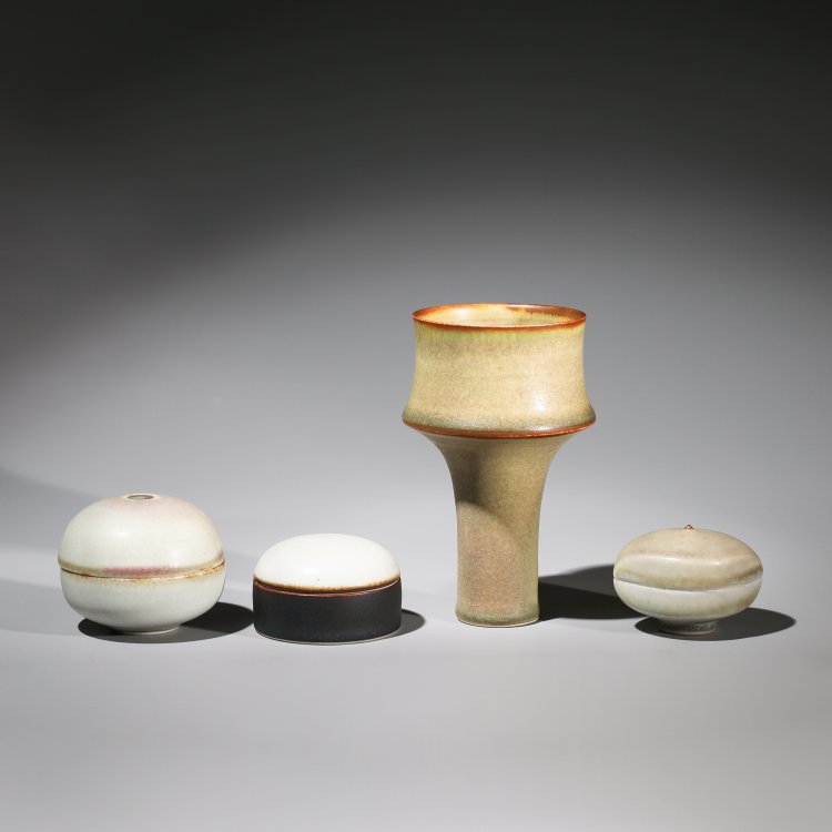 Bild 1 zu Objekt, 3 lidded boxes and a vase, Ursula Scheid, K-13O 114