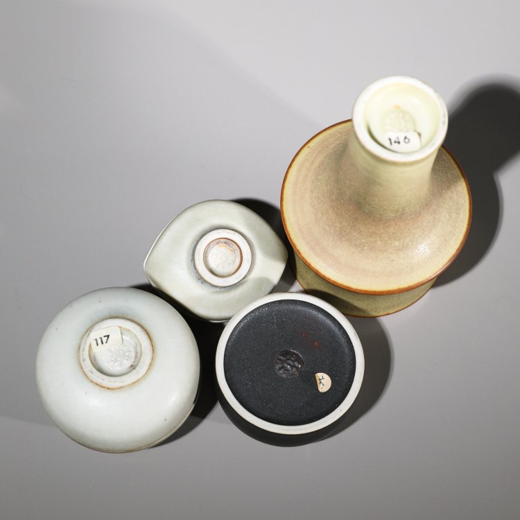 Bild 2 zu Objekt, 3 lidded boxes and a vase, Ursula Scheid, K-13O 114