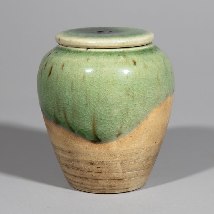 Bild 1 zu Objekt, Small lidded box, Jan Bontjes van Beek, K-13O 18