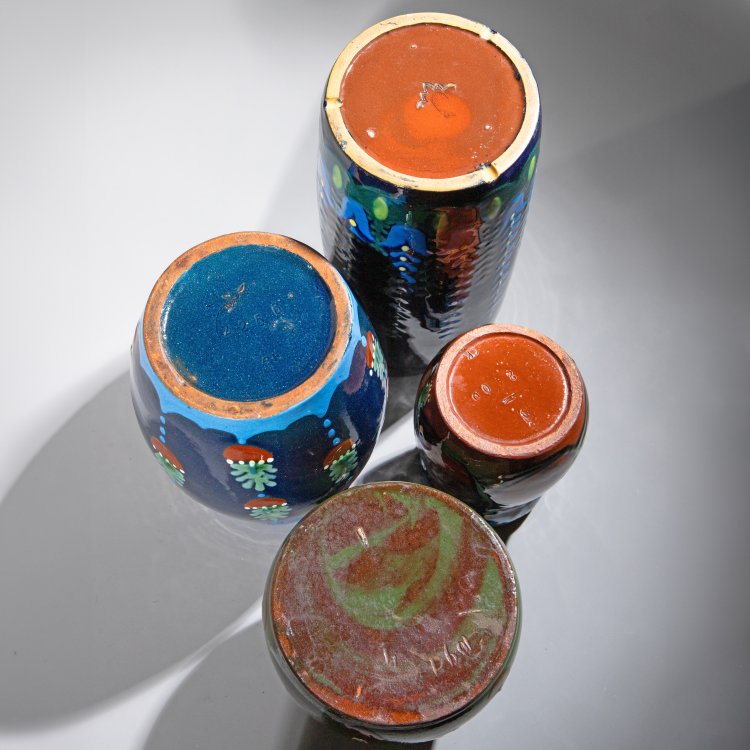 Bild 4 zu Objekt, 4 vases, Majolika-Manufaktur Karlsruhe, Karlsruher Majolika Manufaktur, K-13O 53