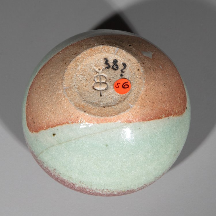 Bild 3 zu Objekt, Small vase, Jan Bontjes van Beek, K-13O 22