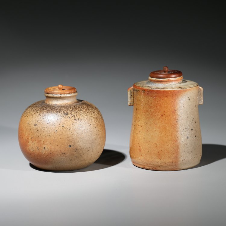 Bild 2 zu Objekt, 2 small vessels with wooden lids, Horst Kerstan, K-13O 75