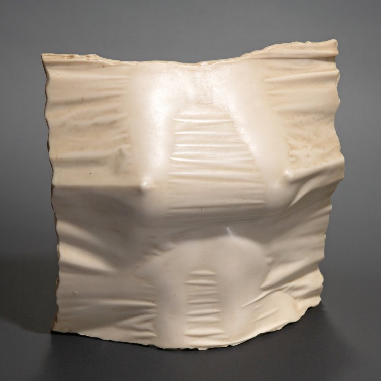 Hauptbild zu Objekt, Drapierte weibliche Brust, Willi Kissmer*, K-14 227