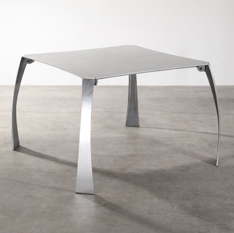 Bild 1 zu Objekt, 3 St&uuml;hle Modell P 80 + klappbarer Tisch, Giovanni Offredi, Saporiti, K-14 539