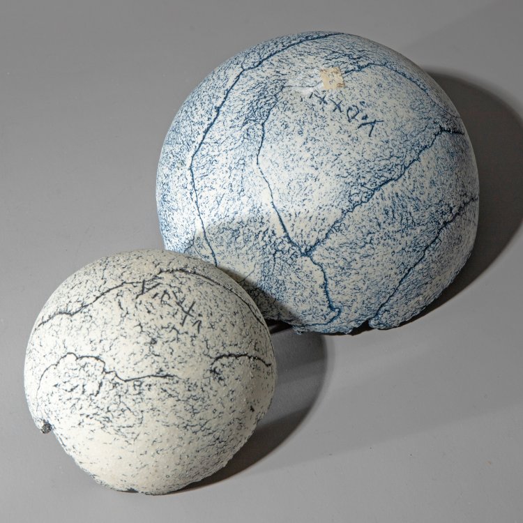 Bild 4 zu Objekt, Two bowls grey-blue, Ulla Viotti, K-13O 132
