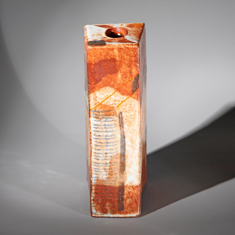 Bild 2 zu Objekt, Square, sculptural vase, Michael Cleff, K-13O 32