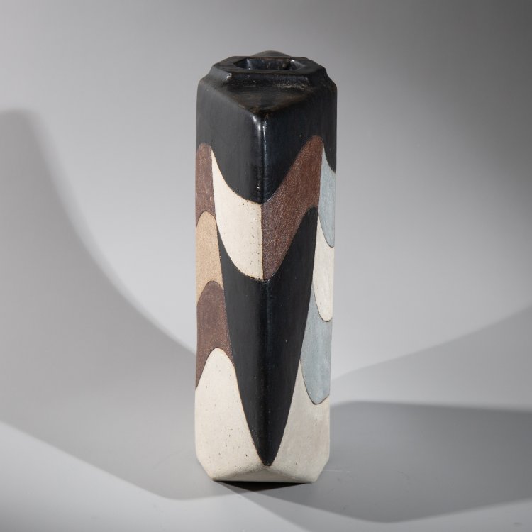 Bild 1 zu Objekt, Large vase white black brown, Antje Br&uuml;ggemann-Breckwoldt, K-13O 30