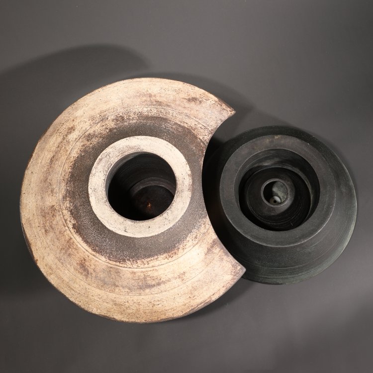 Bild 18 zu Objekt, The Powell Duffryn Mural, 16-teilige Installation, 1961, Hans Coper, K-14 218