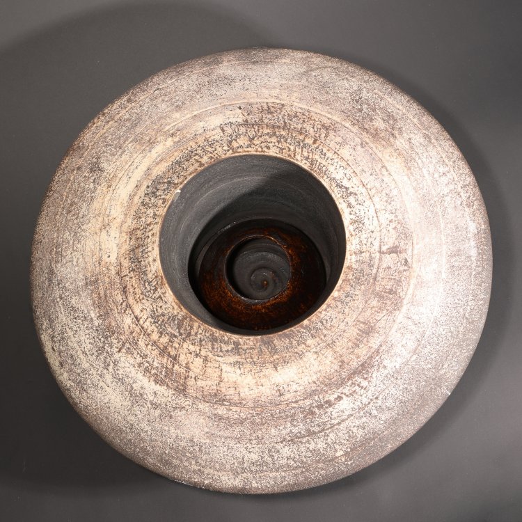 Bild 32 zu Objekt, The Powell Duffryn Mural, 16-teilige Installation, 1961, Hans Coper, K-14 218