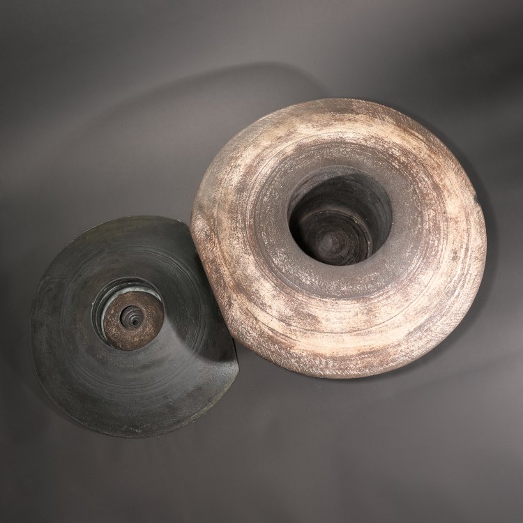 Bild 39 zu Objekt, The Powell Duffryn Mural, 16-teilige Installation, 1961, Hans Coper, K-14 218