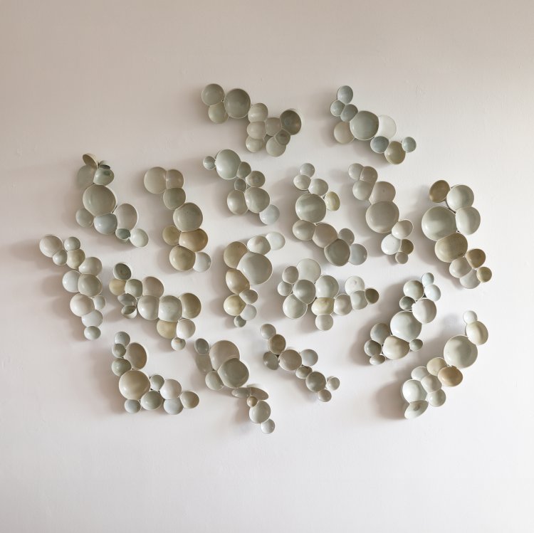 Hauptbild zu Objekt, 17-part wall relief, Beate Kuhn, K-14 168