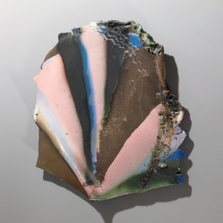 Bild 1 zu Objekt, Large plate, Margie Hughto, K-13O 49