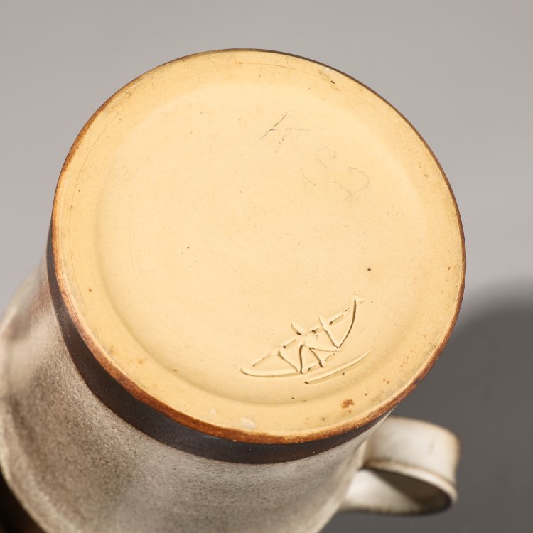 Bild 5 zu Objekt, four vessels and a sculpture., Keramische Werkstatt Margaretenh&ouml;he,Gerd Lucke,Elfride Balzar-Kopp,Sibylle Karrenberg-Dresler, K-13O 150