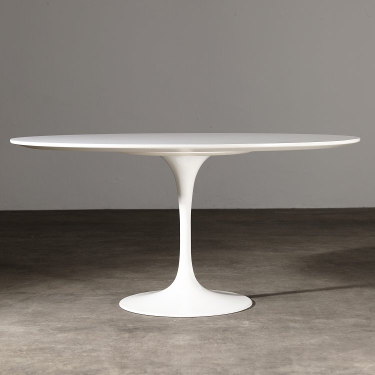 Bild 2 zu Objekt, Sofatisch / Beistelltisch aus der Tulip Serie, Eero Saarinen, Knoll International, K-14 492