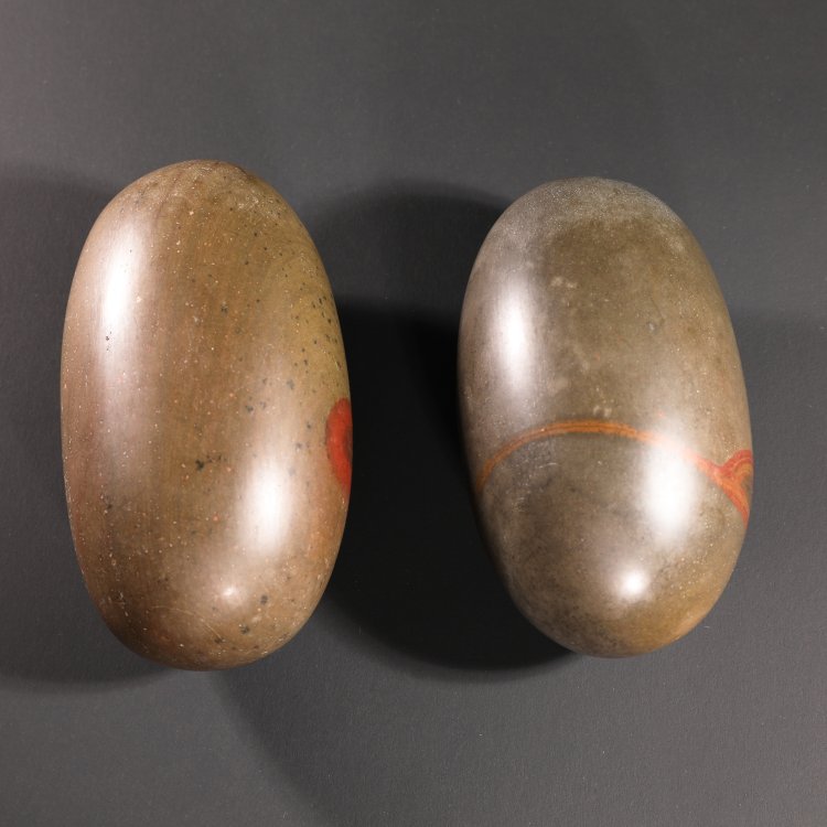 Bild 1 zu Objekt, 2 Shiva Lingam stones, K-14 10