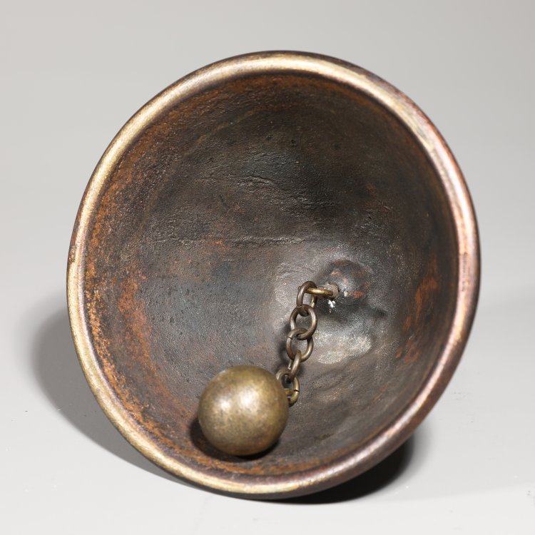 Bild 2 zu Objekt, table bell model 102, Carl Aub&ouml;ck, Werkst&auml;tte Carl Aub&ouml;ck, K-14 419