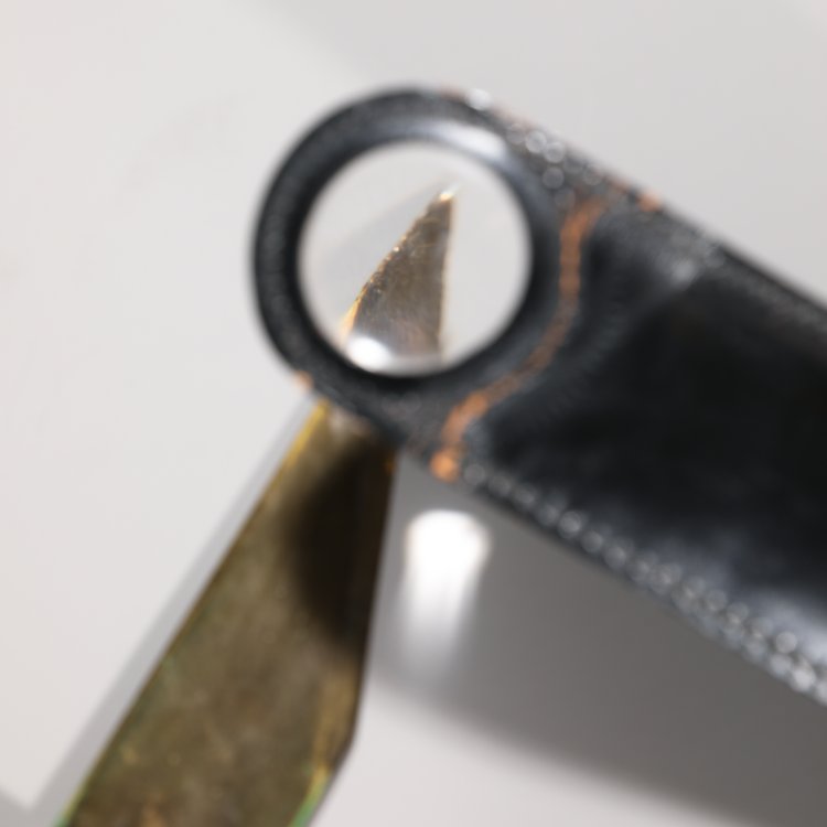 Bild 1 zu Objekt, Letter opener with magnifying glass 48526, Carl Aub&ouml;ck, Werkst&auml;tte Carl Aub&ouml;ck, K-14 423