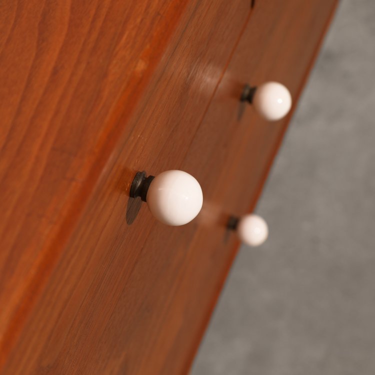 Bild 4 zu Objekt, <<2>> Sideboard in Walnut, Kipp Stewart, Drexel, K-14 483