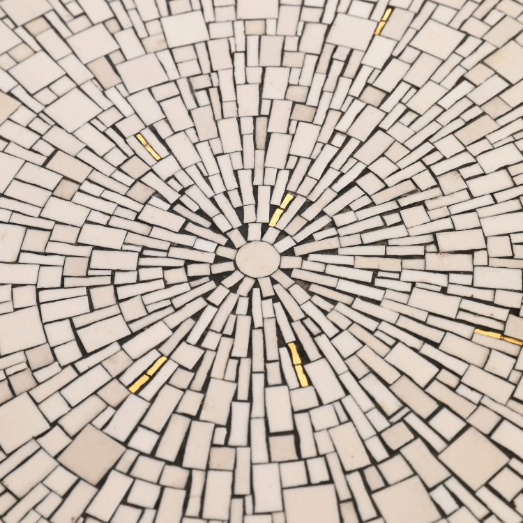 Bild 1 zu Objekt, Runder Mosaiktisch, Berthold M&uuml;ller-Oerlinghausen, Berthold M&uuml;ller-Oerlinghausen, K-14 396