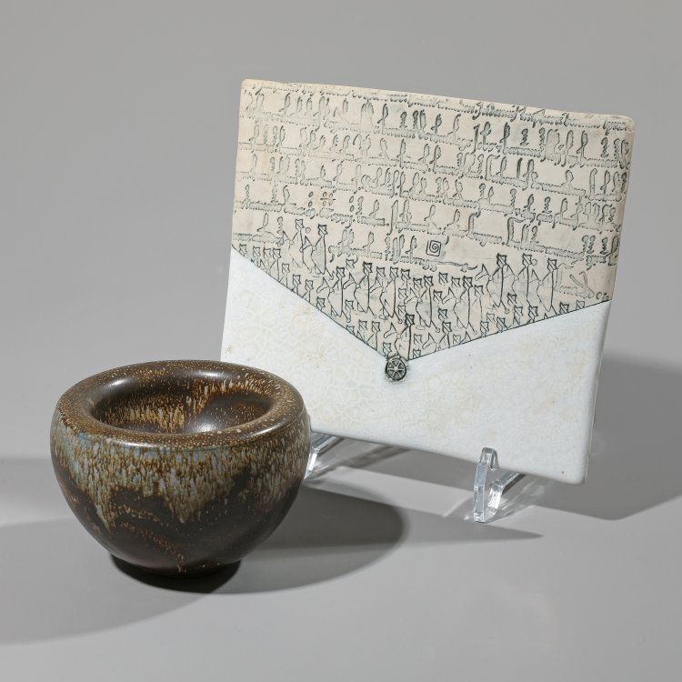 Hauptbild zu Objekt, A double-wall vessel and a wall plate, Rolf Overberg, K-13O 101