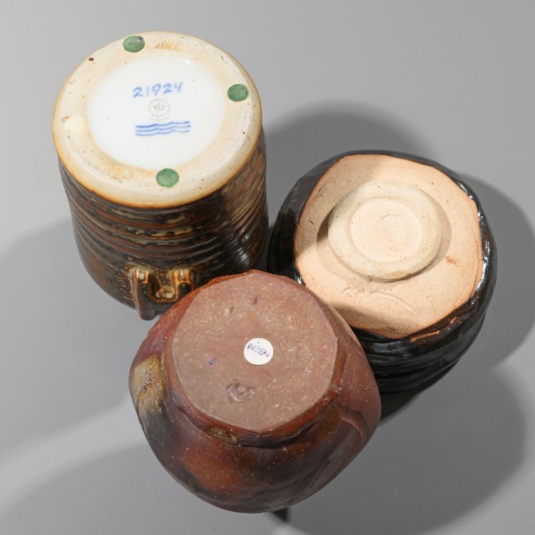 Bild 2 zu Objekt, Six Japanese ceramics, K-13O 151