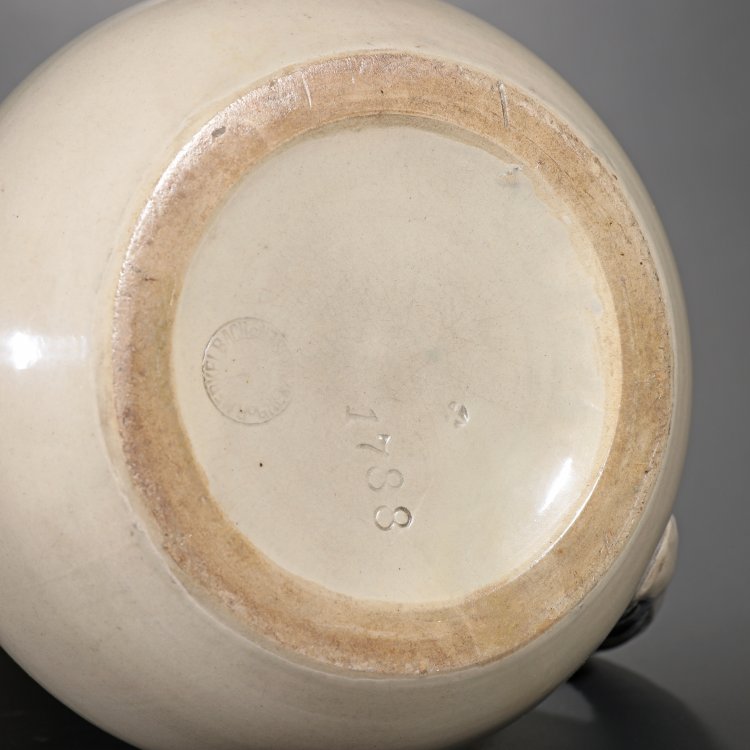 Bild 4 zu Objekt, Wasserkrug aus einem Waschgeschirr, Peter Behrens, Merkelbach, Reinhold, Grenzhausen, K-14 128