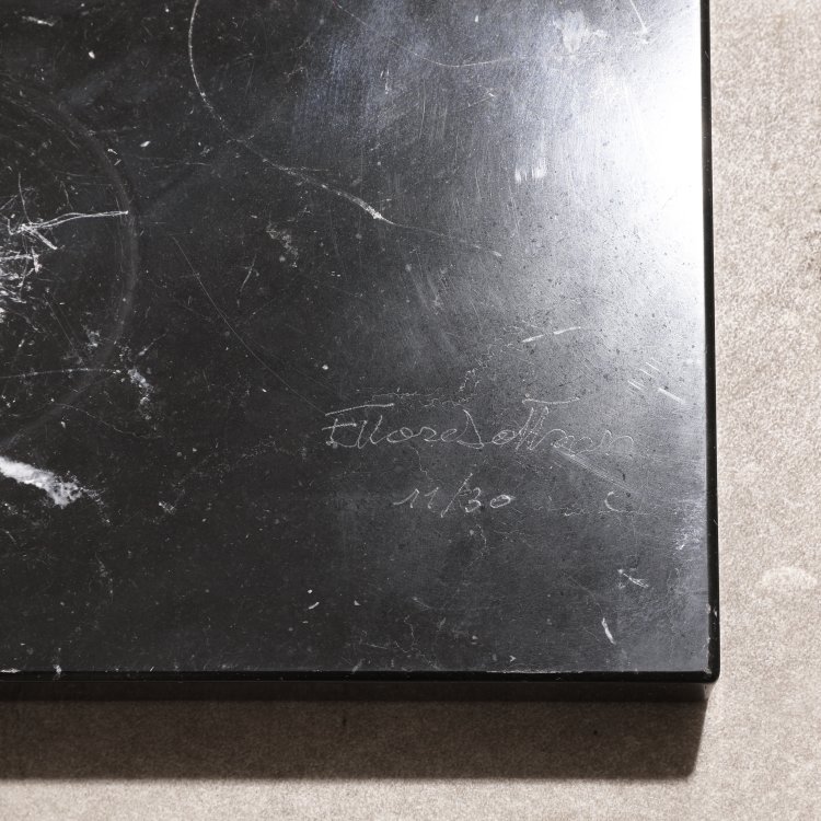 Bild 4 zu Objekt, Limitierte Blumens&auml;ule  / S&auml;ulentisch / Portafiori, Ettore Sottsass, Ultima Edizione, K-14 600