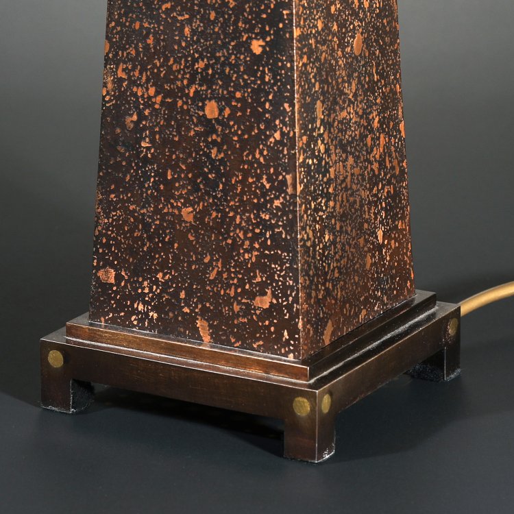 Bild 2 zu Objekt, Tischleuchte Modell Ob&eacute;lisque, Andr&eacute; Dubreuil, A.D. Decorative Arts Ltd., K-14 641