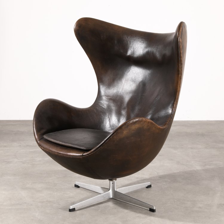 Hauptbild zu Objekt, Fr&uuml;her Lounge Sessel Modell Egg Chair 3316, Arne Jacobsen, Fritz Hansen, K-14 518
